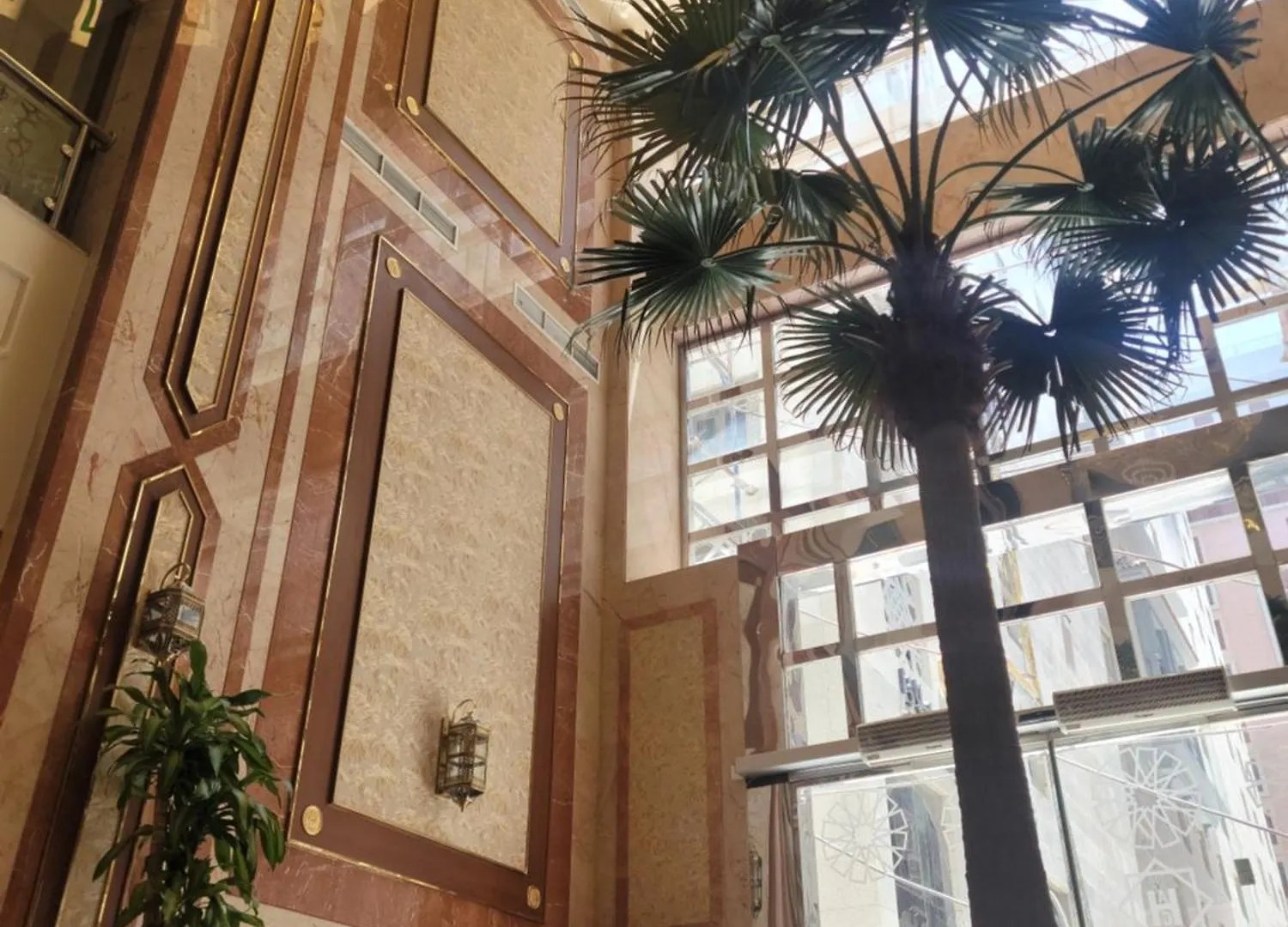 Qasr Al Ansar Golden Tulip Hotel Saudi Arabia